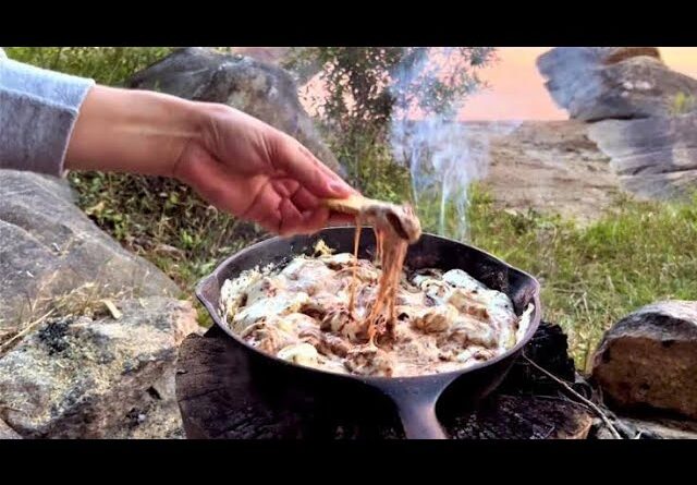 Delicious hack for dippable S'mores fondue in family size